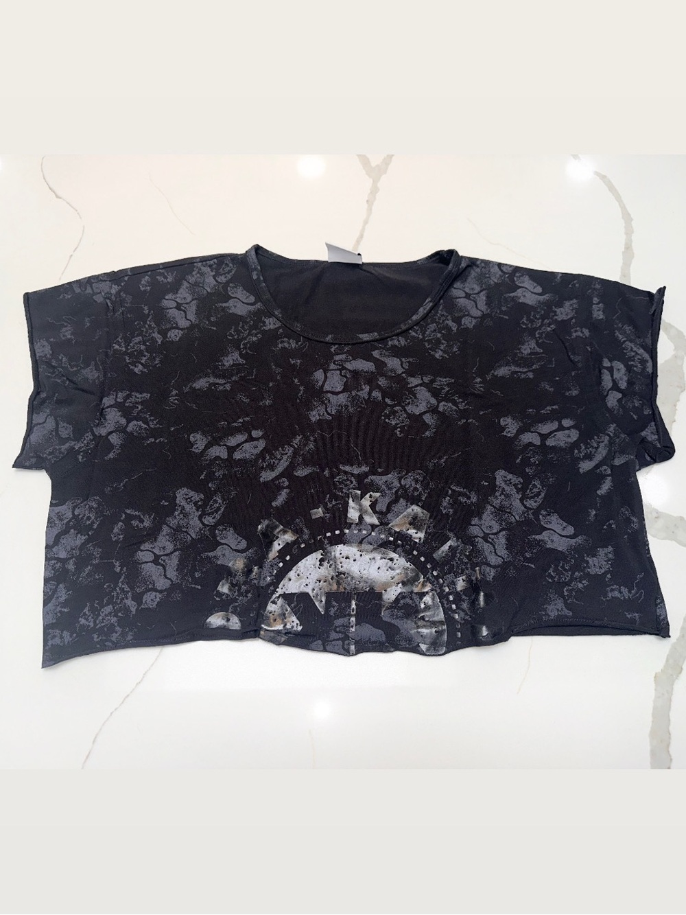 Gymshark *Kendall + Kathryn - Collection* Cropped Tee
